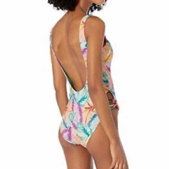 Bar III Women's Copacabana Printed Twist Front One Piece Swimsuit - Picture 3 of 5